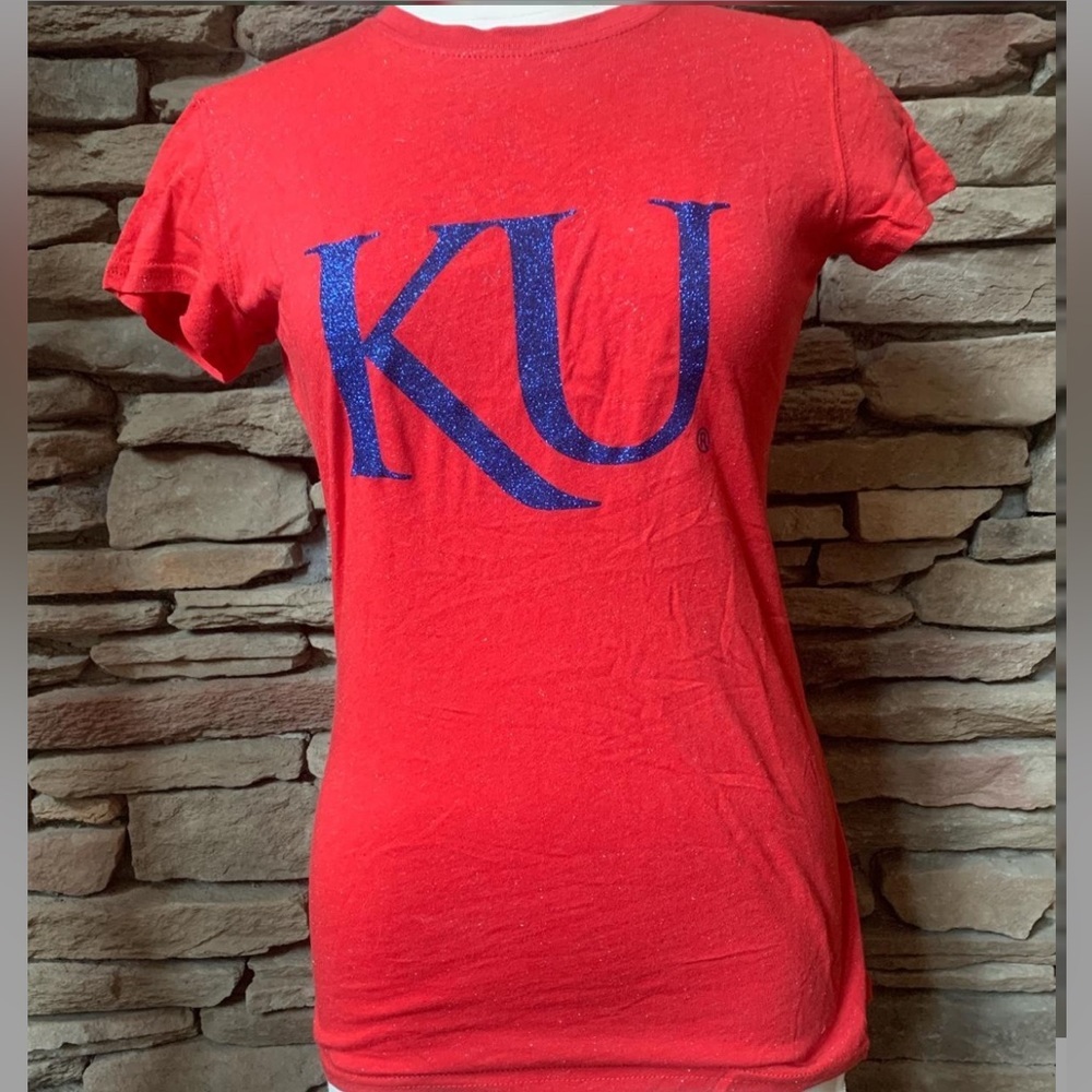 NWOT Women’s KU University of Kansas College Apparel T-shirt